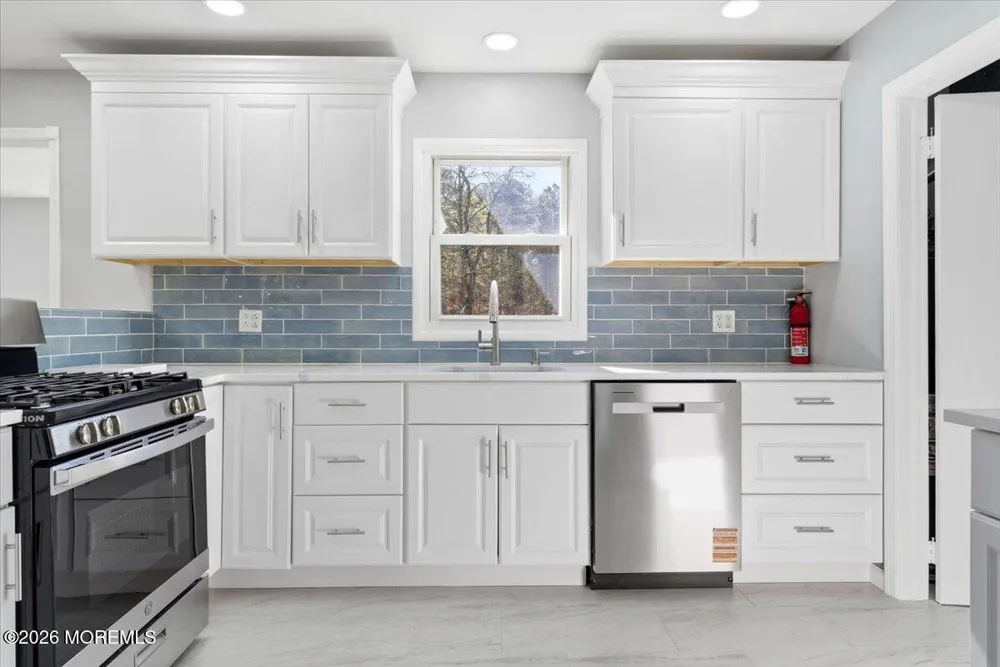 629 W Commodore Boulevard Jackson, NJ 08527