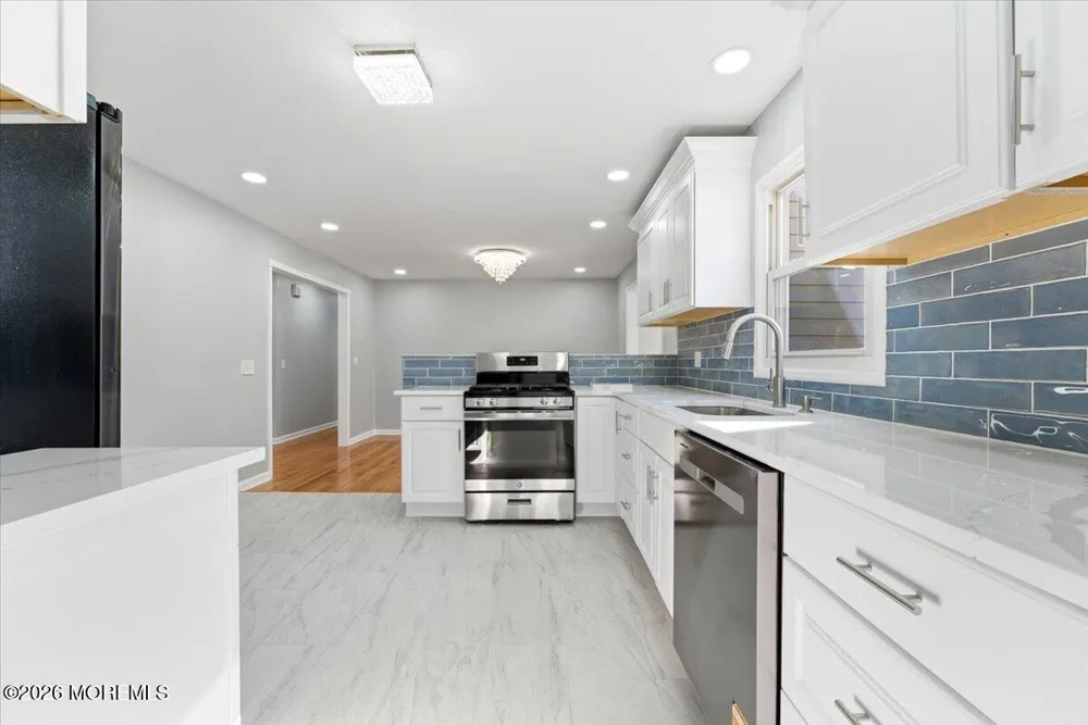 629 W Commodore Boulevard Jackson, NJ 08527