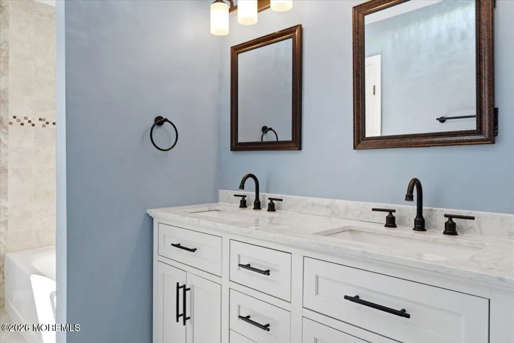 629 W Commodore Boulevard Jackson, NJ 08527
