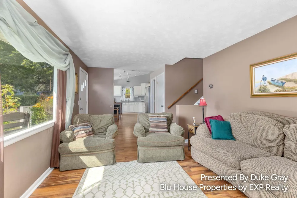 5228 Larkin Avenue NE Plainfield Charter Township, MI 49321