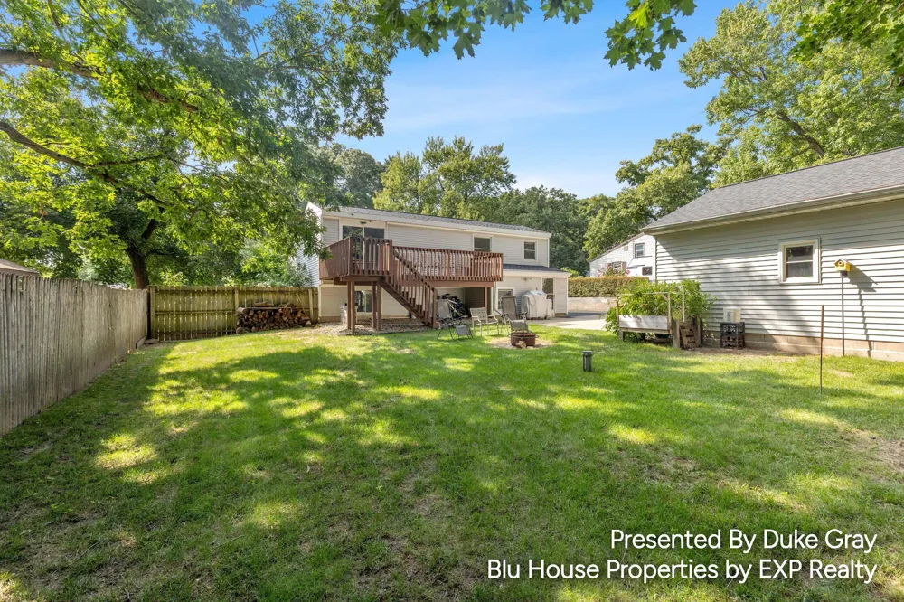 5228 Larkin Avenue NE Plainfield Charter Township, MI 49321
