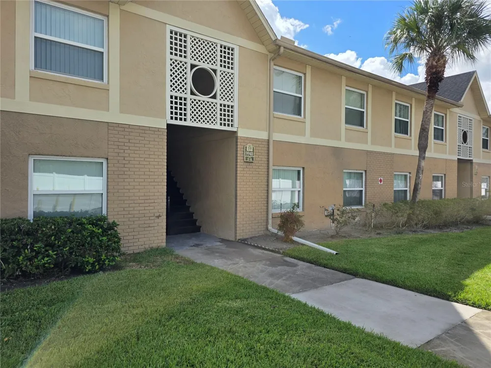 9941 BARLEY CLUB DRIVE #3 Orlando, FL 32837