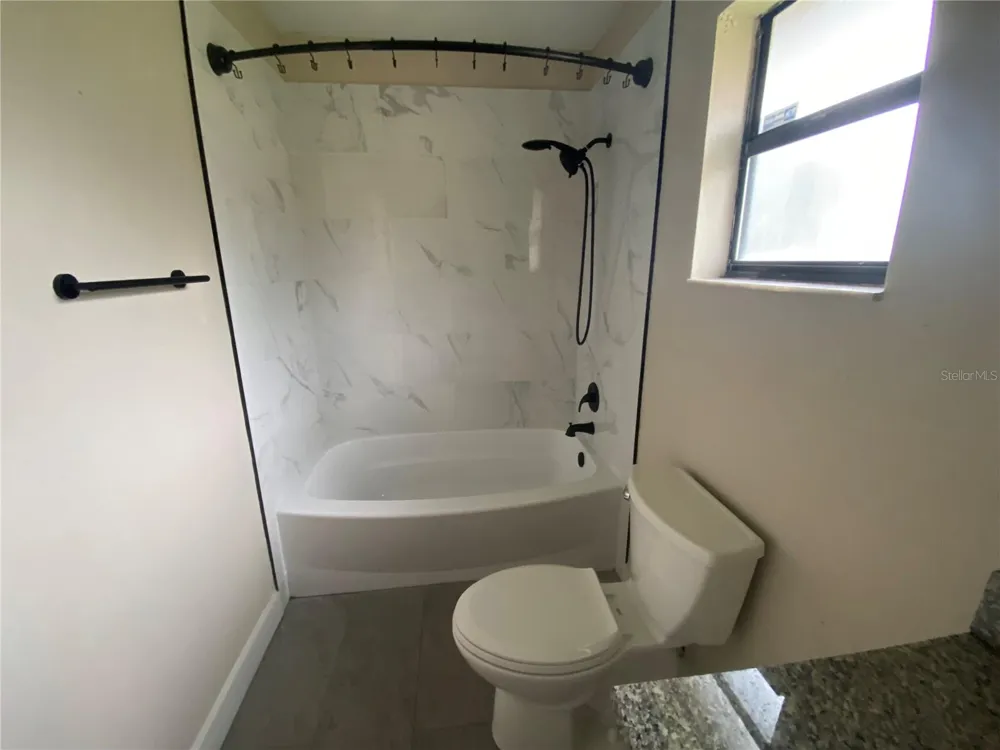 6763 MAGNOLIA POINTE CIRCLE Orlando, FL 32810