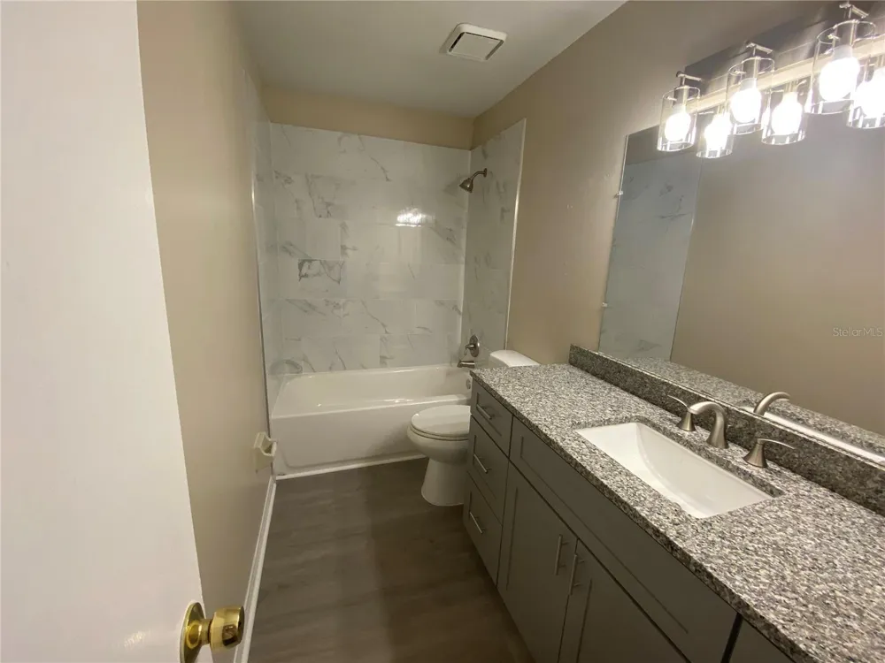 6763 MAGNOLIA POINTE CIRCLE Orlando, FL 32810