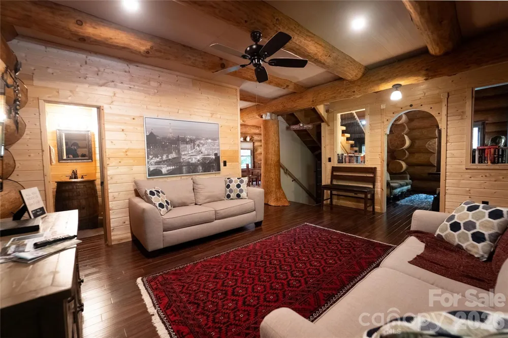 142 W Southwood Drive Brevard, NC 28712