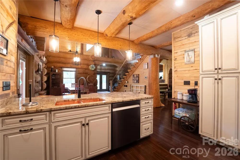 142 W Southwood Drive Brevard, NC 28712