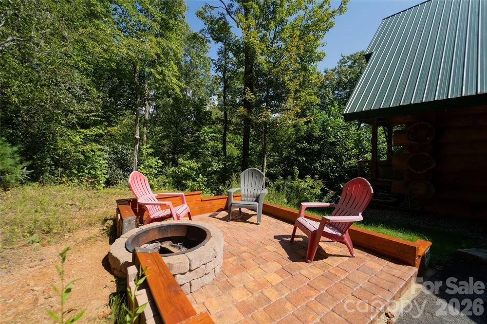 142 W Southwood Drive Brevard, NC 28712