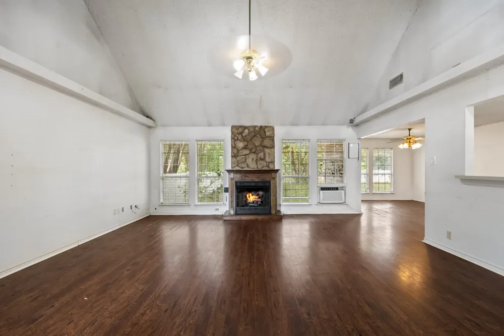 5910 County Road 3515 Quinlan, TX 75474