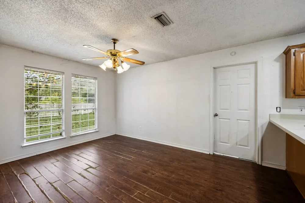 5910 County Road 3515 Quinlan, TX 75474
