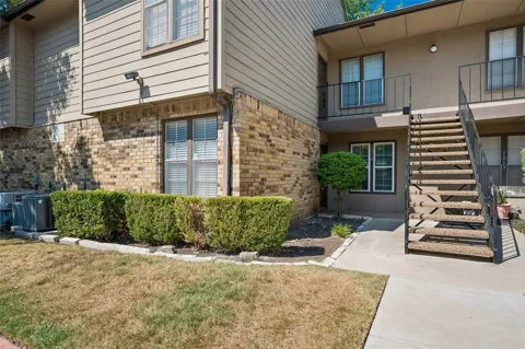 5300 Keller Springs Road #1018