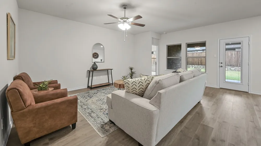 127 Lantern Road Caddo Mills, TX 75135