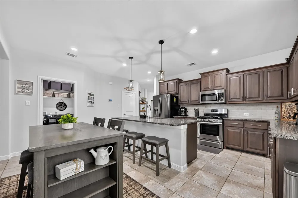 5817 Stream Drive Fort Worth, TX 76137