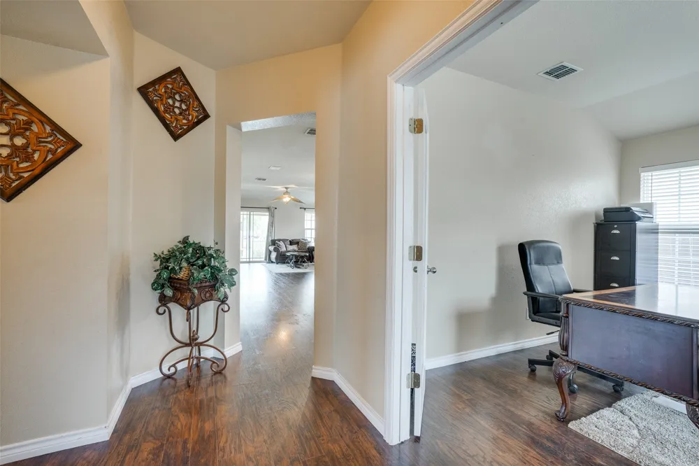 2035 Matagorda Lane Grand Prairie, TX 75052