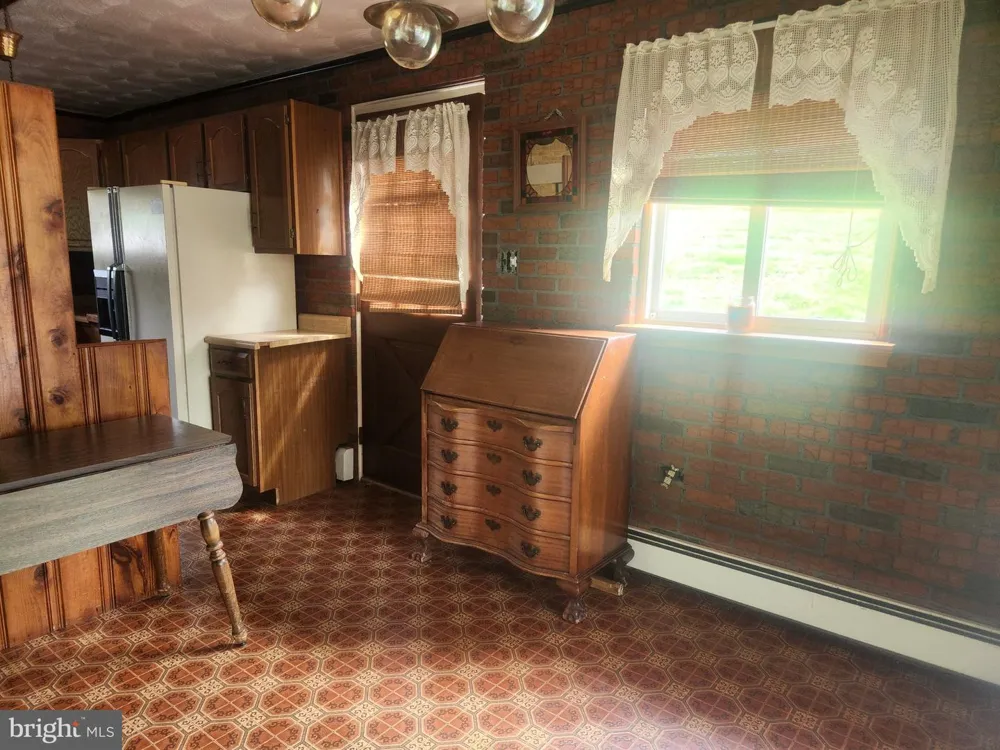 17059 SMITH VALLEY ROAD Mapleton Depot, PA 17052