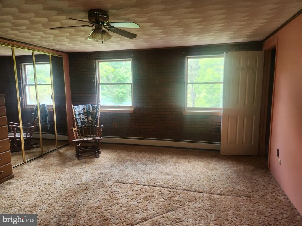 17059 SMITH VALLEY ROAD Mapleton Depot, PA 17052