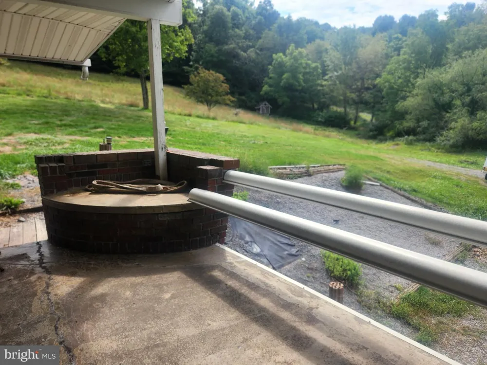 17059 SMITH VALLEY ROAD Mapleton Depot, PA 17052