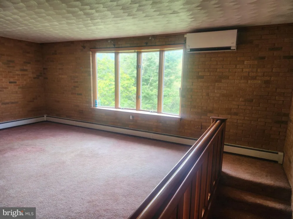 17059 SMITH VALLEY ROAD Mapleton Depot, PA 17052