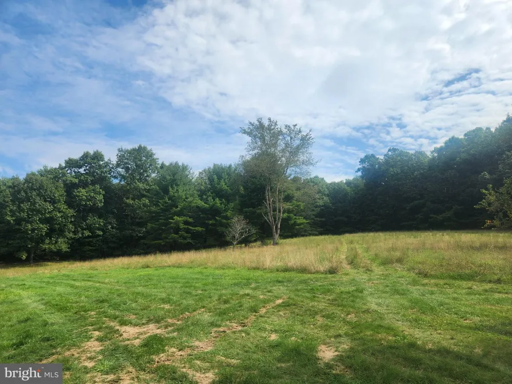 17059 SMITH VALLEY ROAD Mapleton Depot, PA 17052