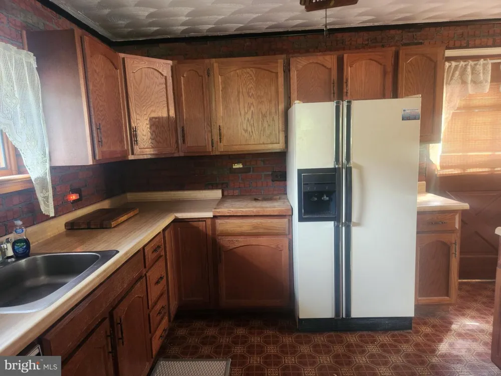 17059 SMITH VALLEY ROAD Mapleton Depot, PA 17052
