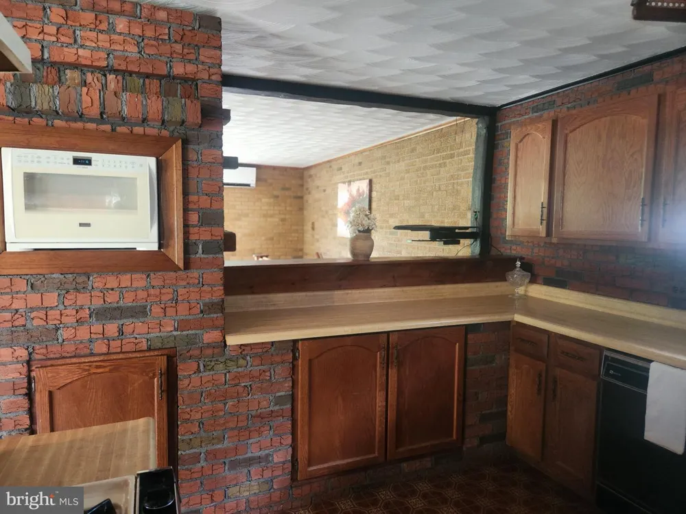 17059 SMITH VALLEY ROAD Mapleton Depot, PA 17052
