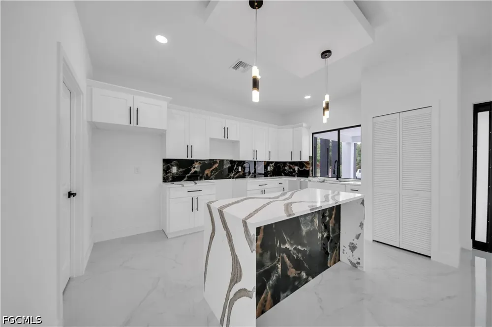 E 15th Street Lehigh Acres, FL 33972