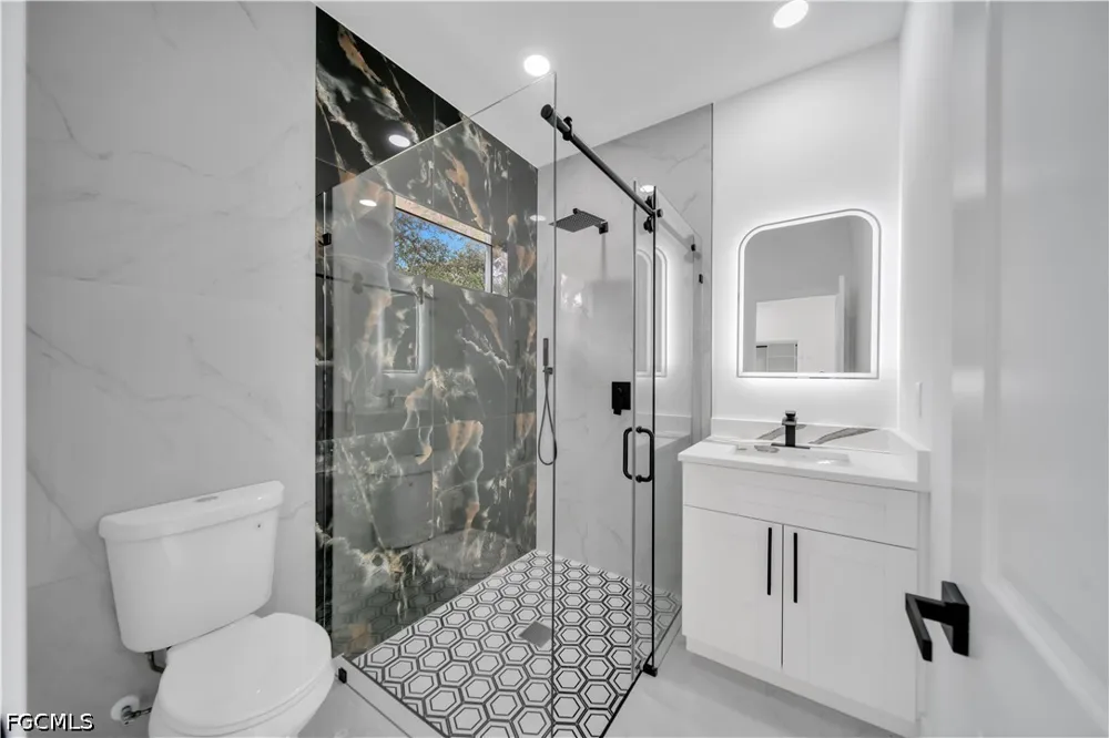 E 15th Street Lehigh Acres, FL 33972