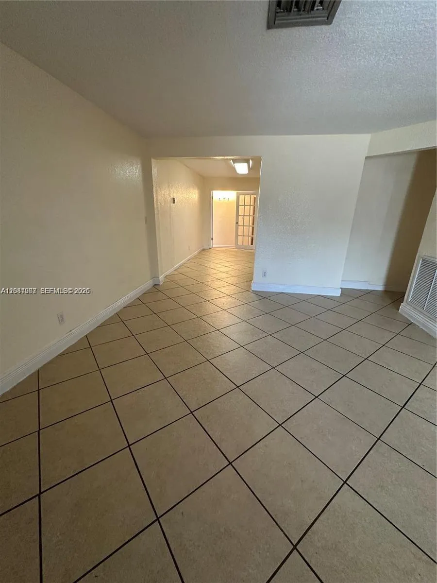 4041 SW 50th St Dania Beach, FL 33314