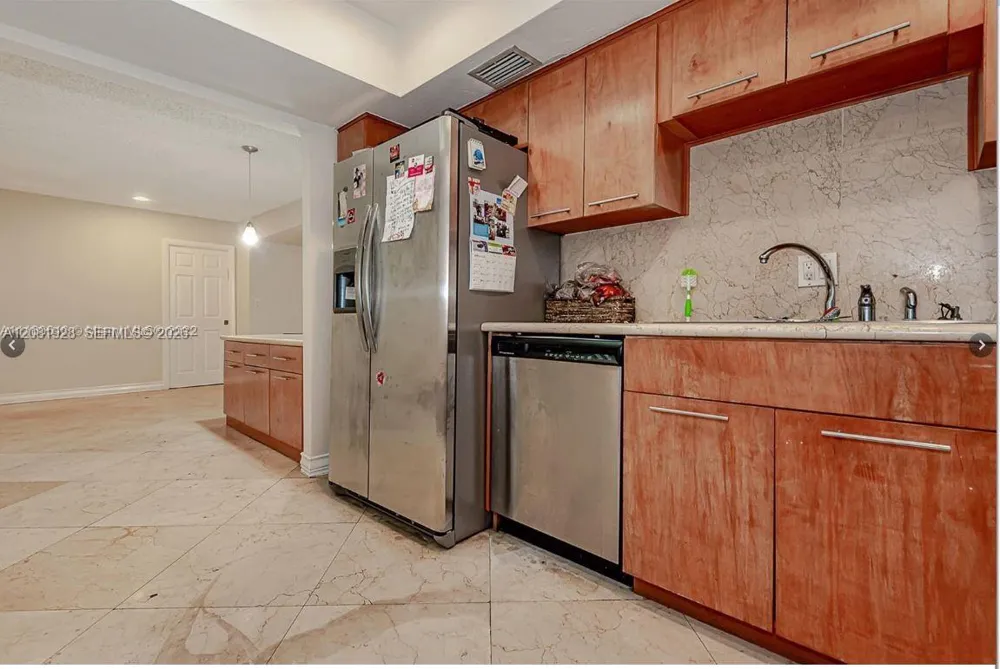 4000 Hills Dr #29 Hollywood, FL 33021