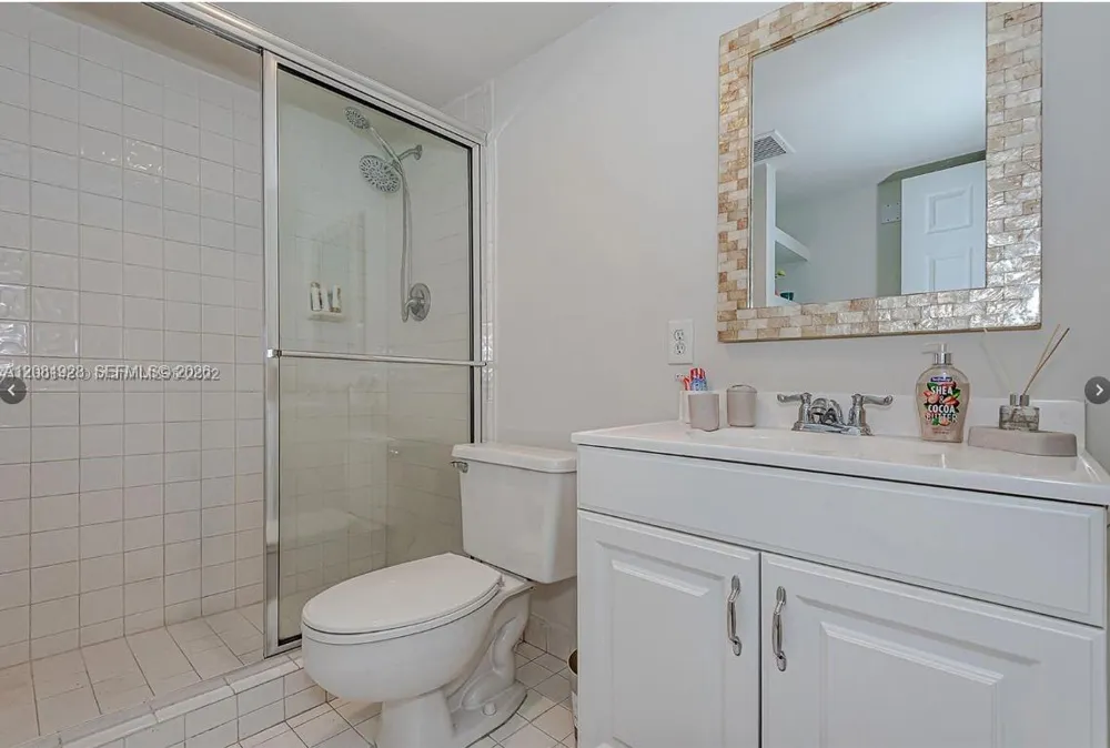 4000 Hills Dr #29 Hollywood, FL 33021