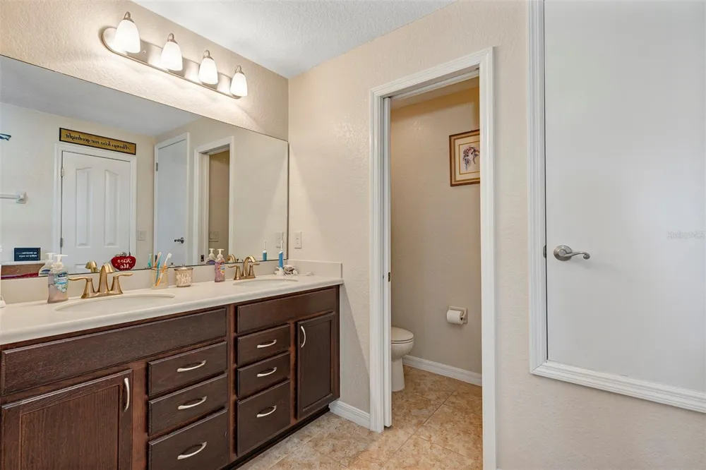 27131 ROANOKE DRIVE Leesburg, FL 34748