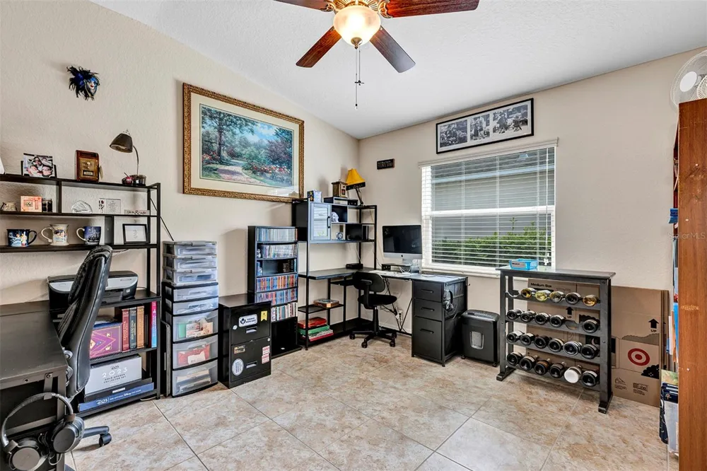 27131 ROANOKE DRIVE Leesburg, FL 34748