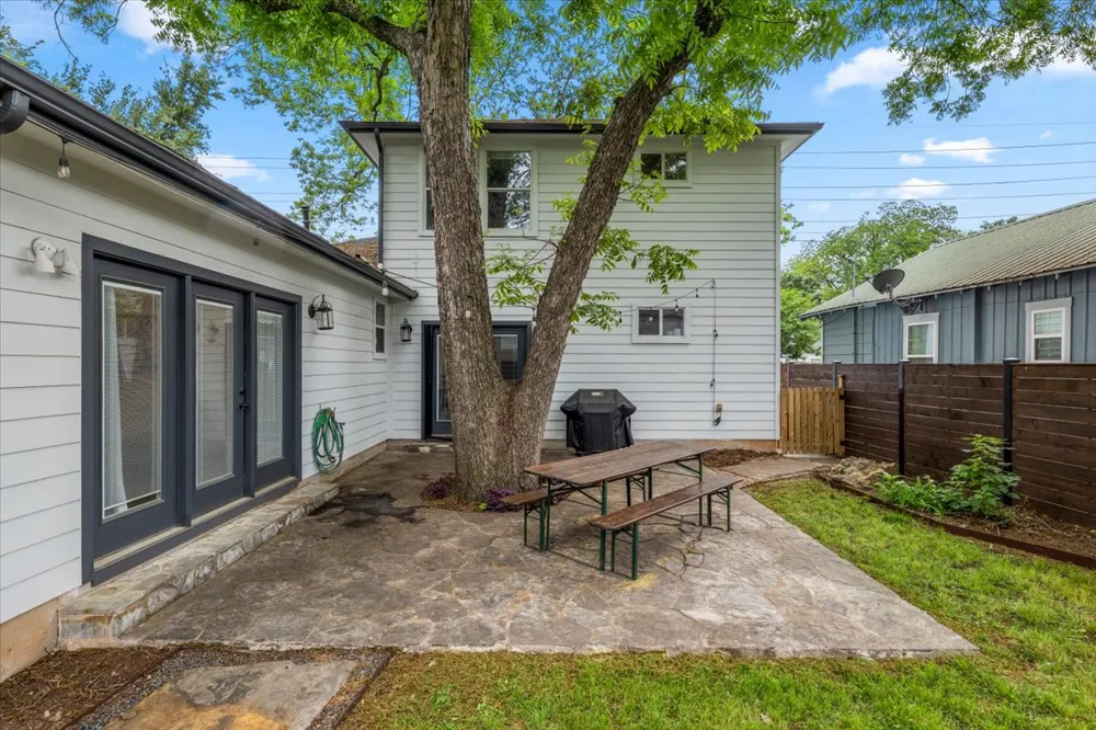 1914 Garden Street Austin, TX 78702