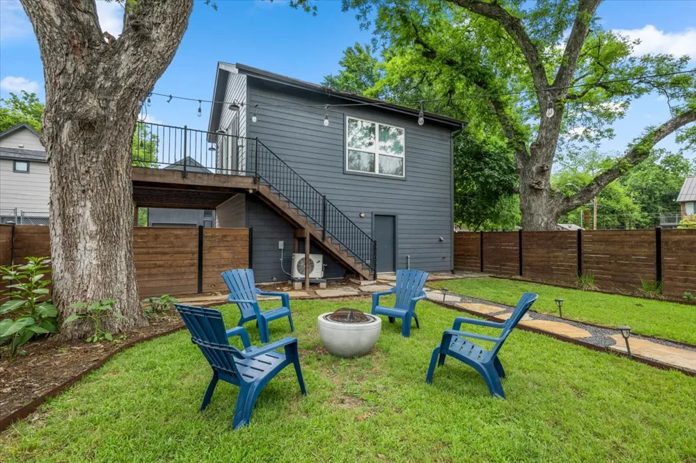1914 Garden Street Austin, TX 78702