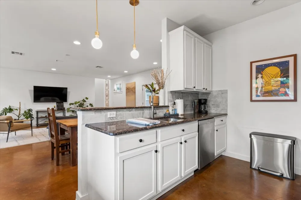 1914 Garden Street Austin, TX 78702