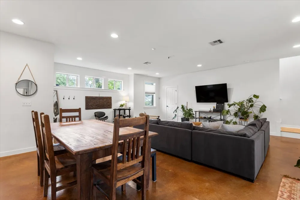 1914 Garden Street Austin, TX 78702