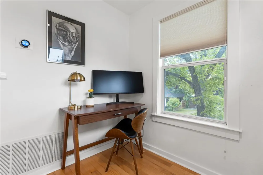 1914 Garden Street Austin, TX 78702