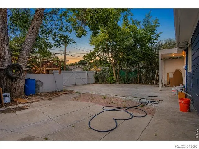 1325 Lima Street Aurora, CO 80010
