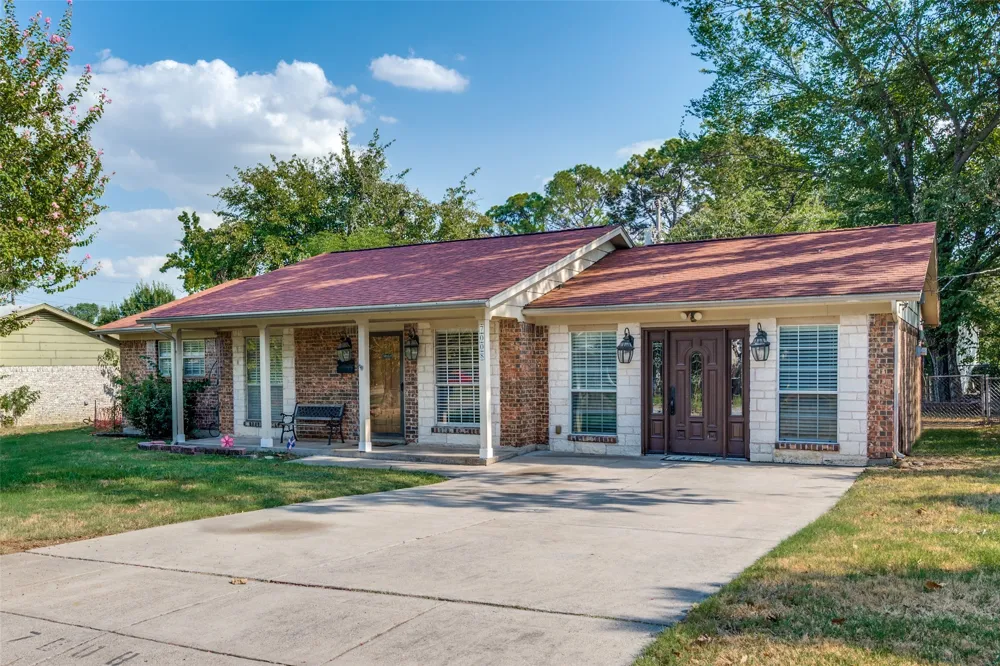 7008 Beaty Street Fort Worth, TX 76112