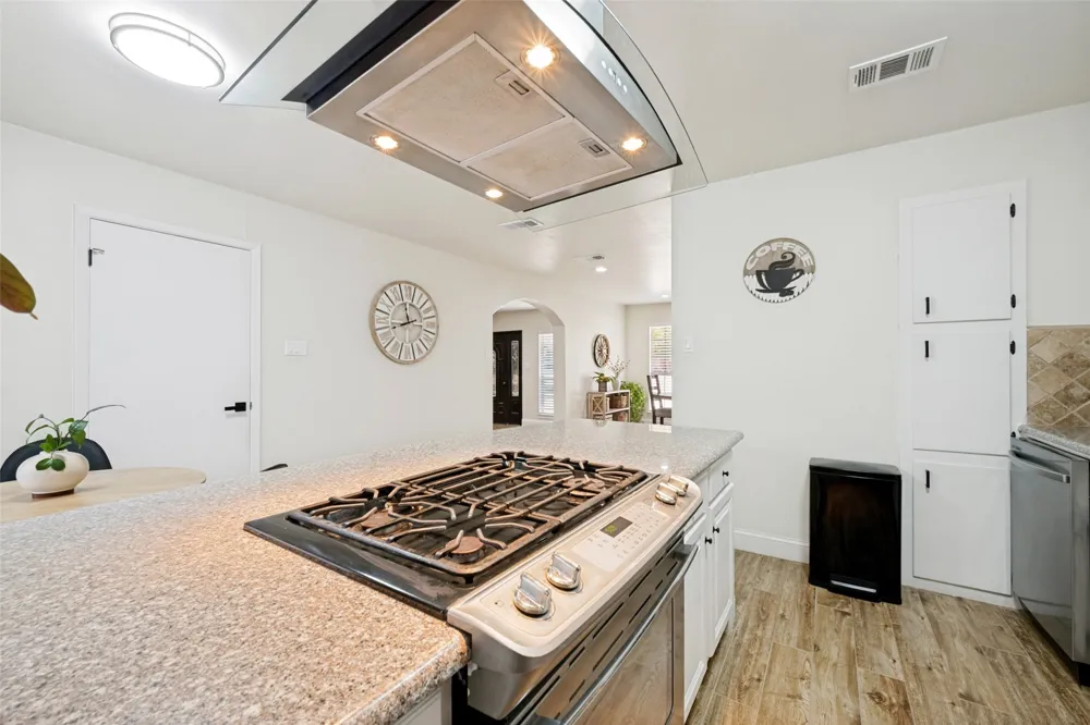 7008 Beaty Street Fort Worth, TX 76112