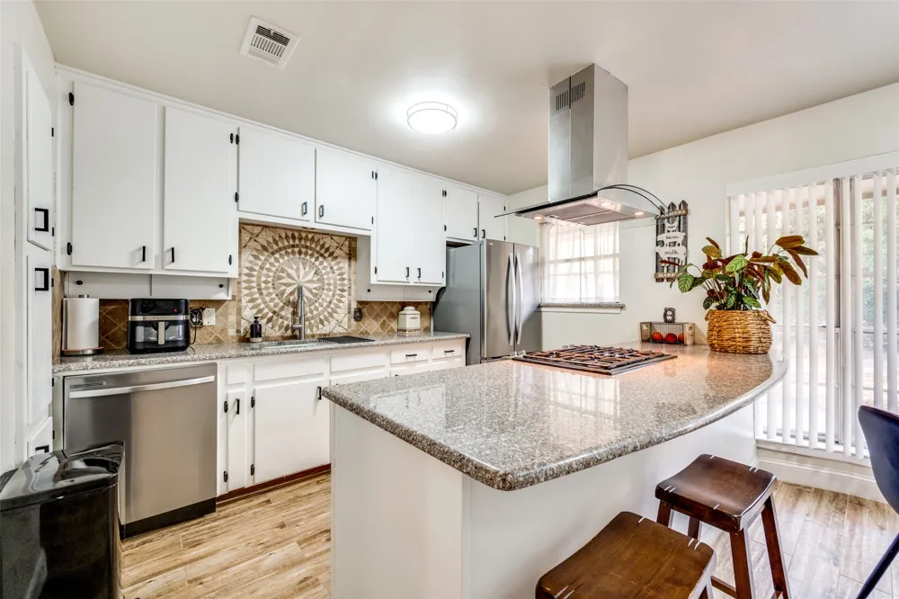 7008 Beaty Street Fort Worth, TX 76112