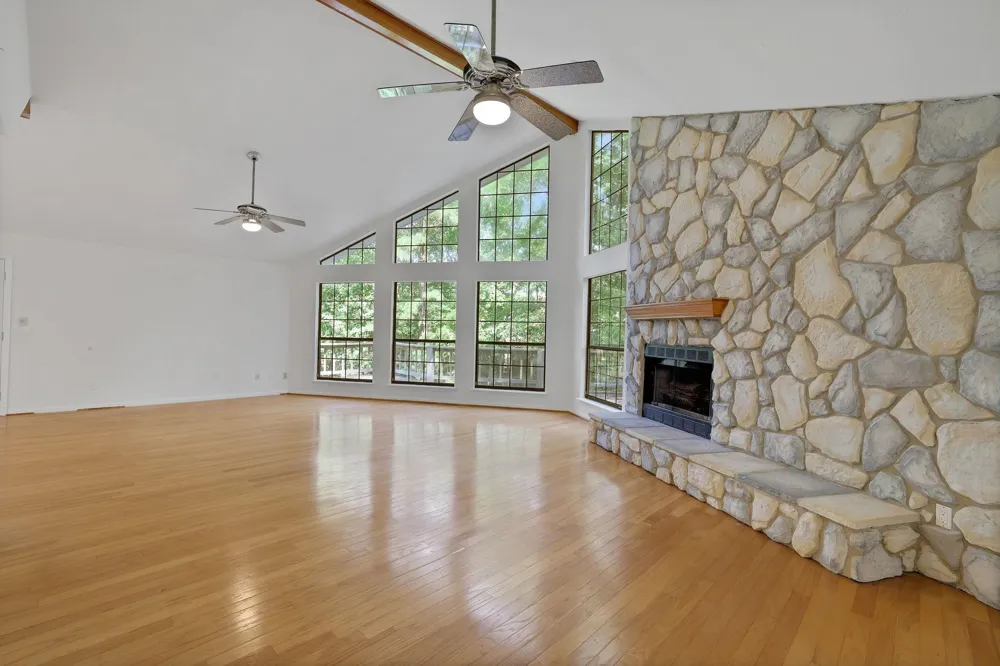 200 Johnson Road Coldspring, TX 77331