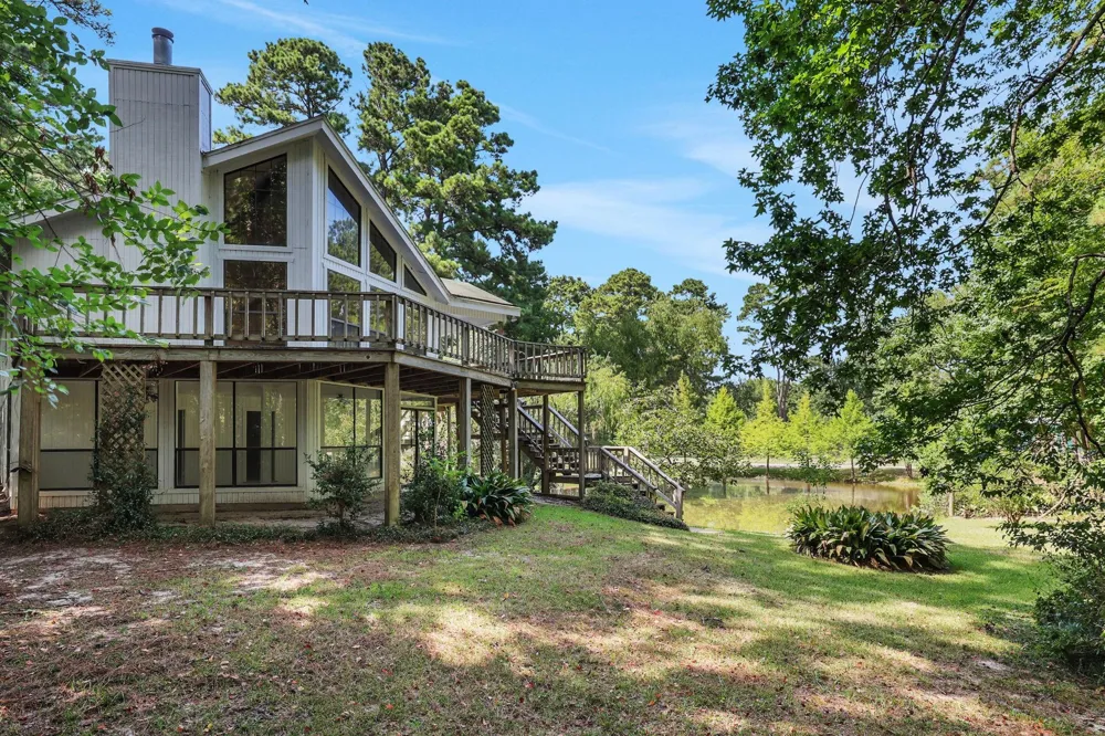 200 Johnson Road Coldspring, TX 77331