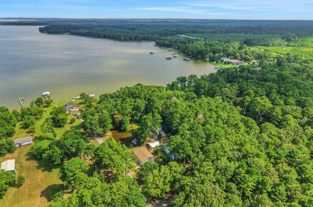 200 Johnson Road Coldspring, TX 77331