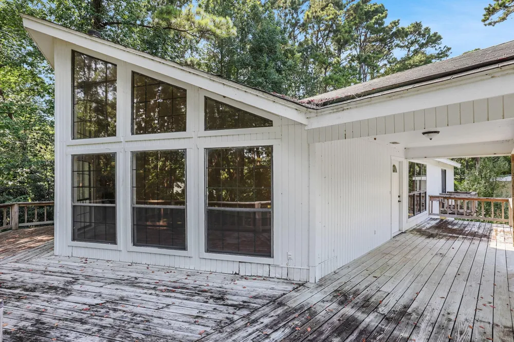 200 Johnson Road Coldspring, TX 77331