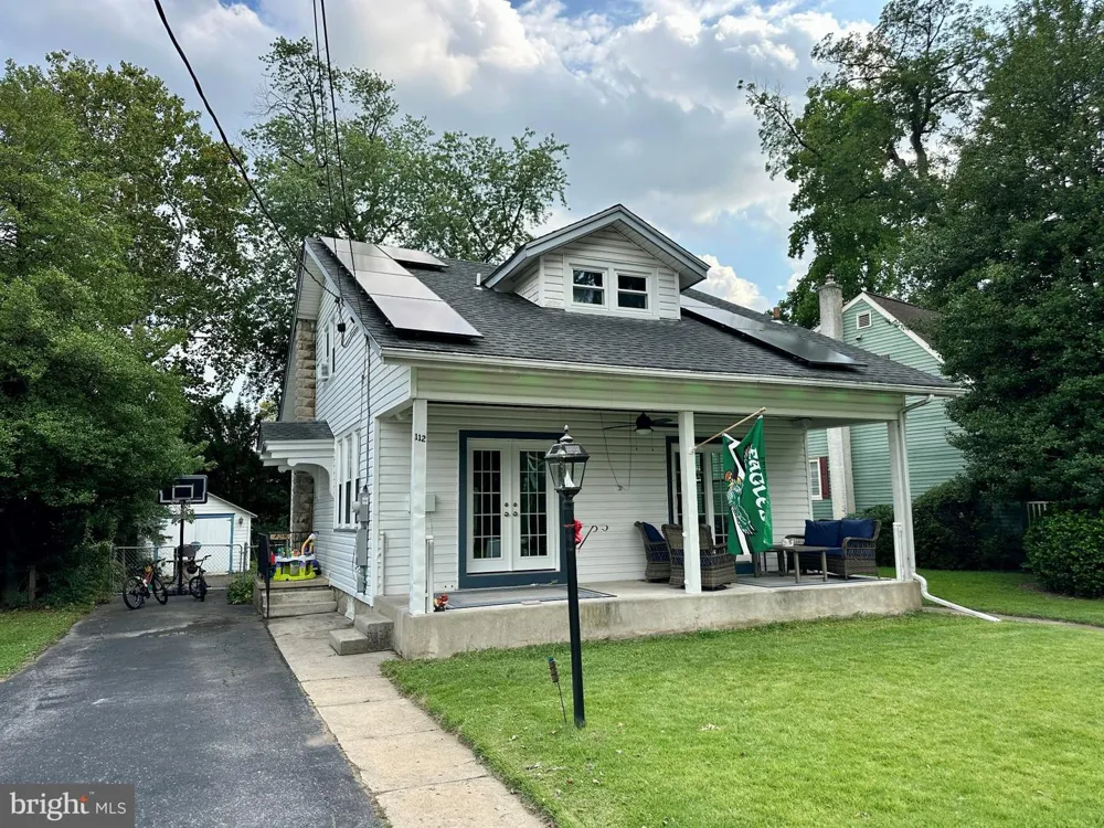 112 PEAR STREET Palmyra, NJ 08065