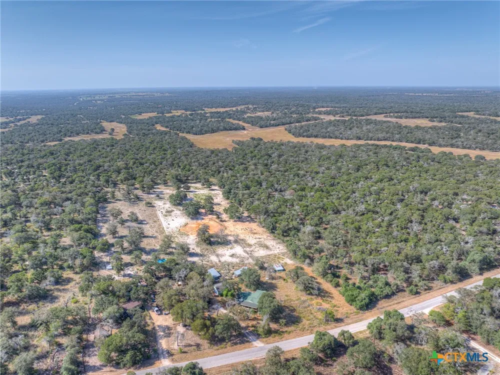 3912 Hickory Forrest Drive Seguin, TX 78155