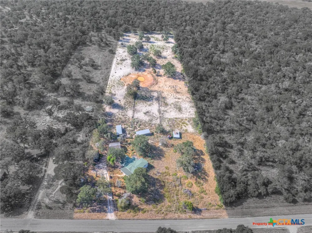 3912 Hickory Forrest Drive Seguin, TX 78155