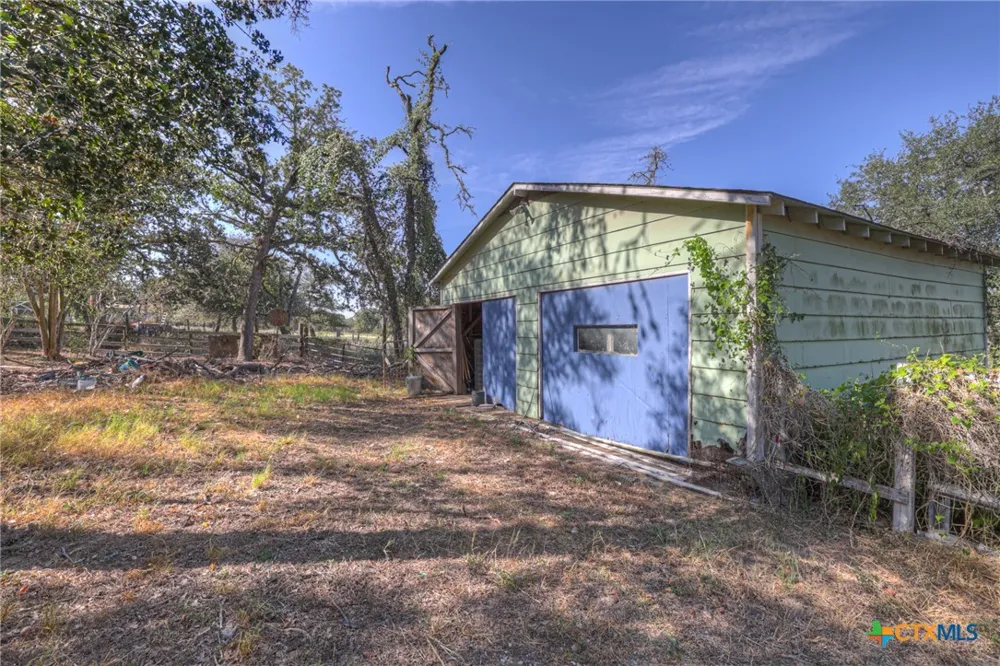 3912 Hickory Forrest Drive Seguin, TX 78155