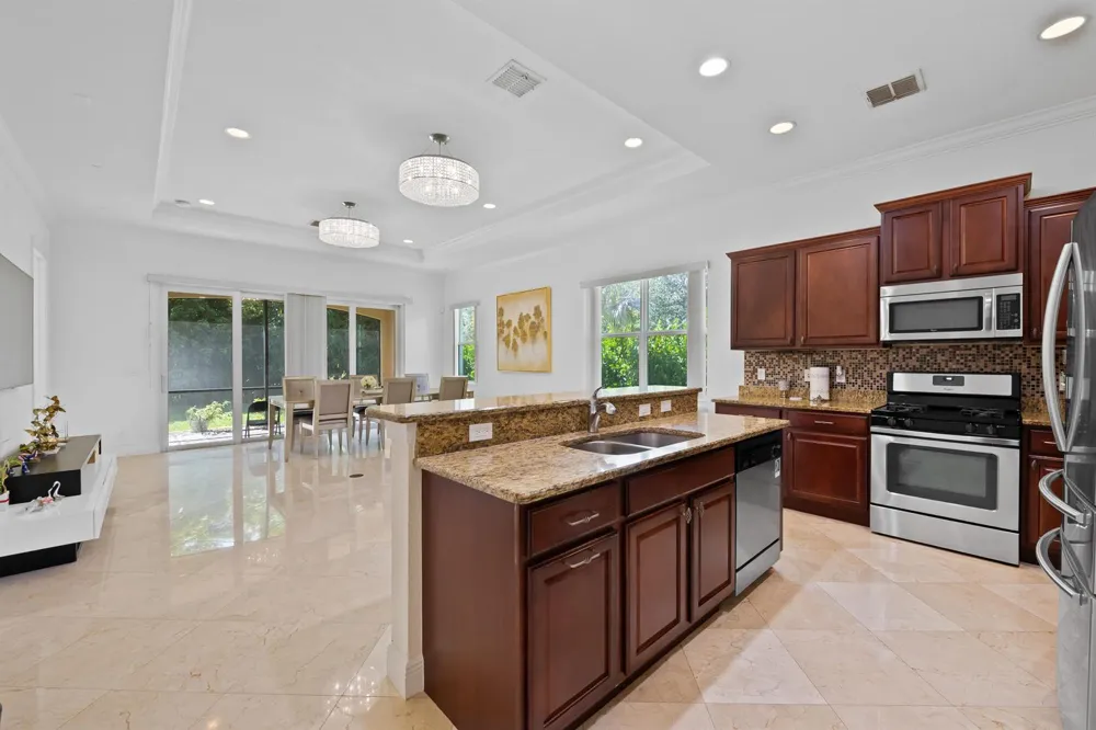 8361 NW 120TH WAY Parkland, FL 33076