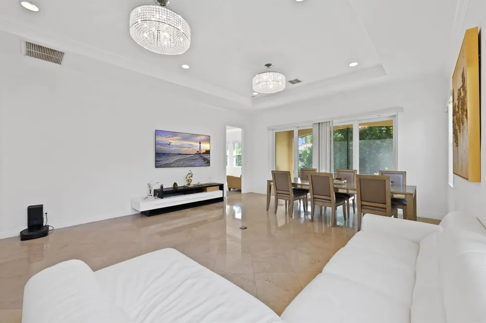 8361 NW 120TH WAY Parkland, FL 33076